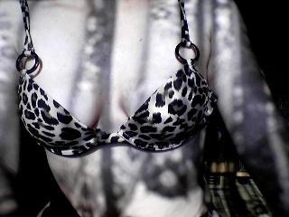 Dana-Hot - Tattoos, Schlucken, Dominant, Piercing, Voyeurismus