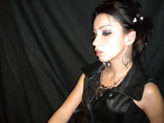 HeeraMistress - Sexspielzeug, Gruppensex, Spanking, Parkplatz-Sex, Outdoor