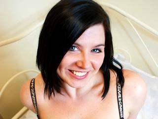 Annabell - Exhibitionismus, Rollenspiele, Voyeurismus, Anal-Sex, Fesselspiele