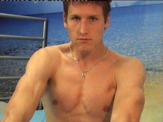 Bernie - Voyeurismus, Tattoos, Dominant, Oralsex