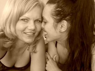 CreoleBabes - Piercing, Spanking, Oralsex, Parkplatz Sex, Rollenspiele